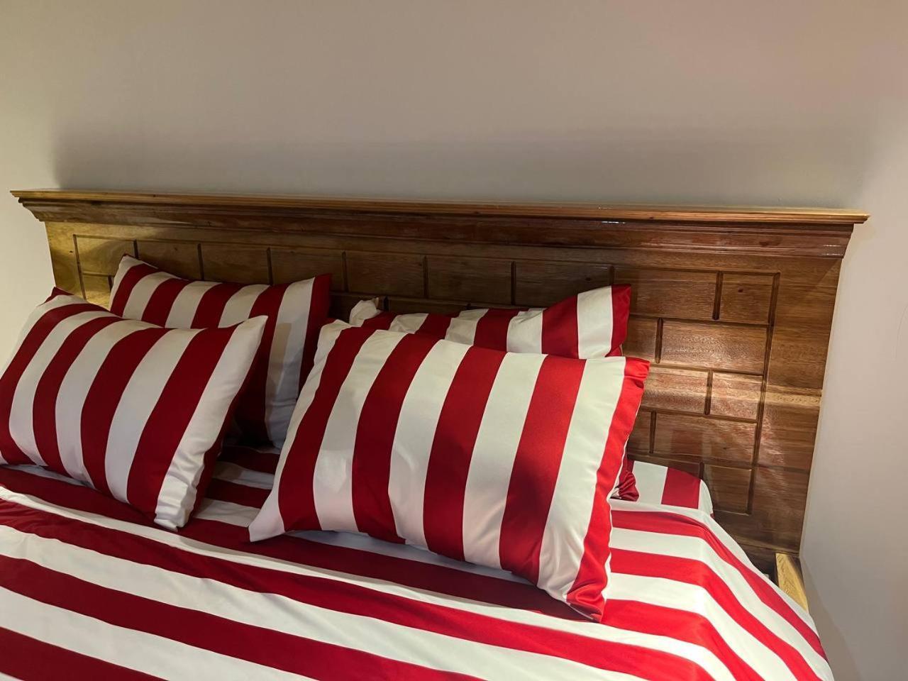 Por Chey Guesthouse Battambang Kültér fotó
